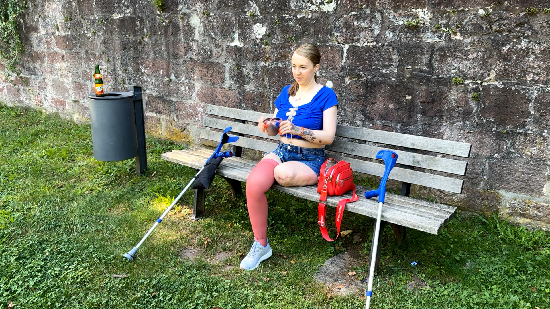 Olena Blue Dreams Crutching